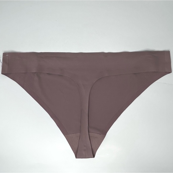 EBY Taupe Seamless Second Skin No Slip Grip Thong G-String Panties Sz 3X NWT - Picture 7 of 11